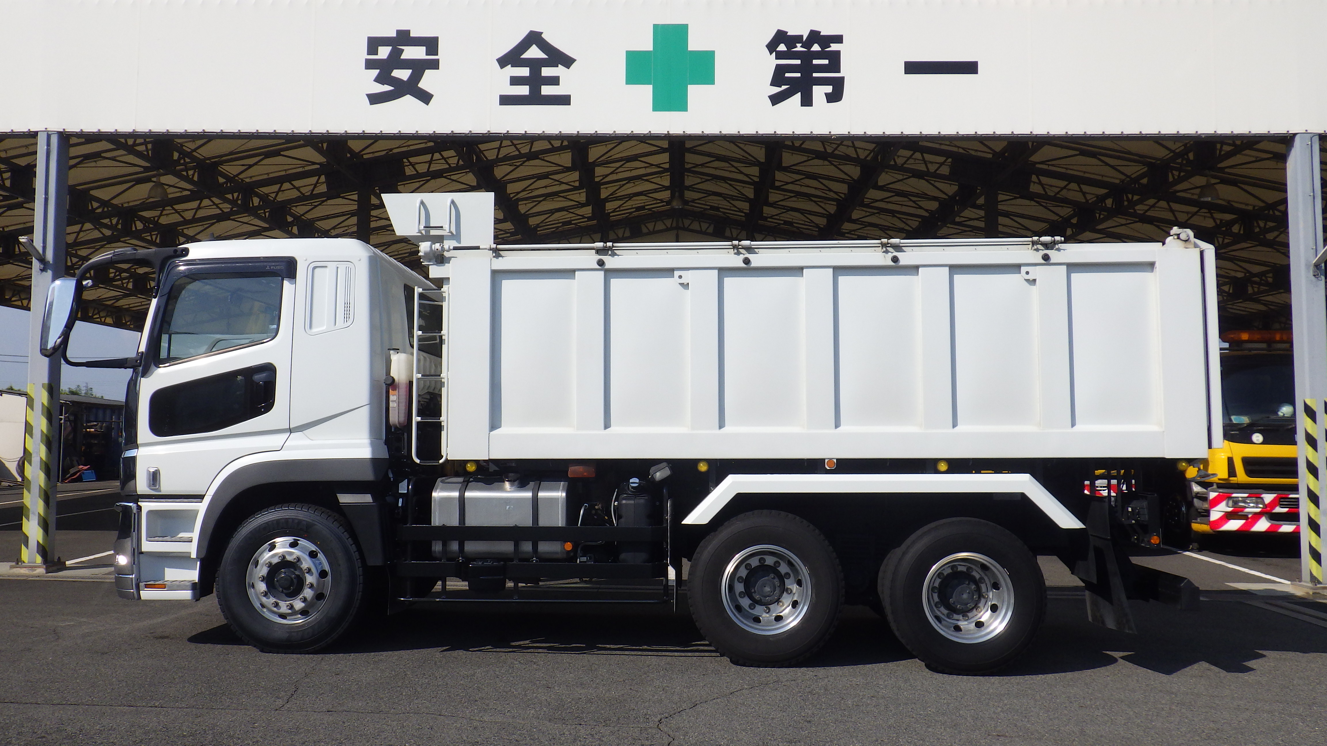 3ｔ塵芥車